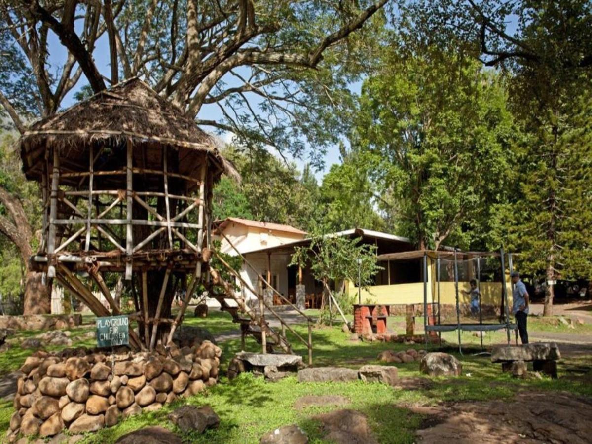 Hotel Jungle Hut à Masinagudi Extérieur photo